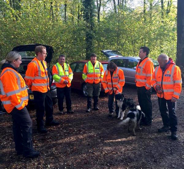 Hampshire Search and Rescue Dogs Field Training